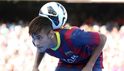 官方娱乐平台-年度最离谱体育新闻，曼联、辽宁本钢、拉齐奥三方混战亚欧联赛